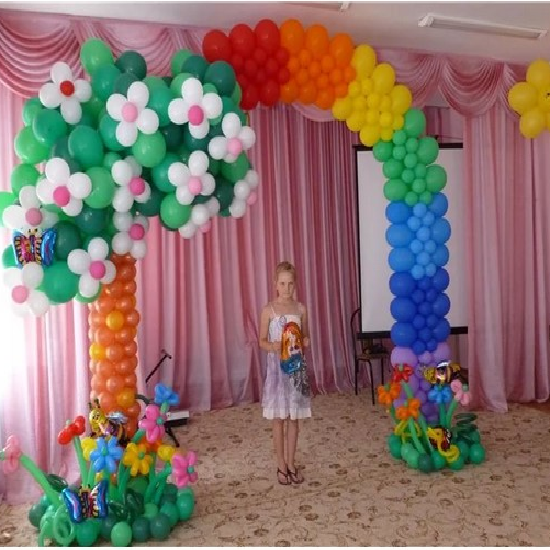 Арка из шаров на выпускной в детском саду